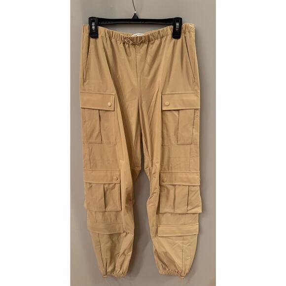 ALICE + OLIVIA Stretch-shell cargo pants size 6 Color: Sand (New) - Picture 3 of 5